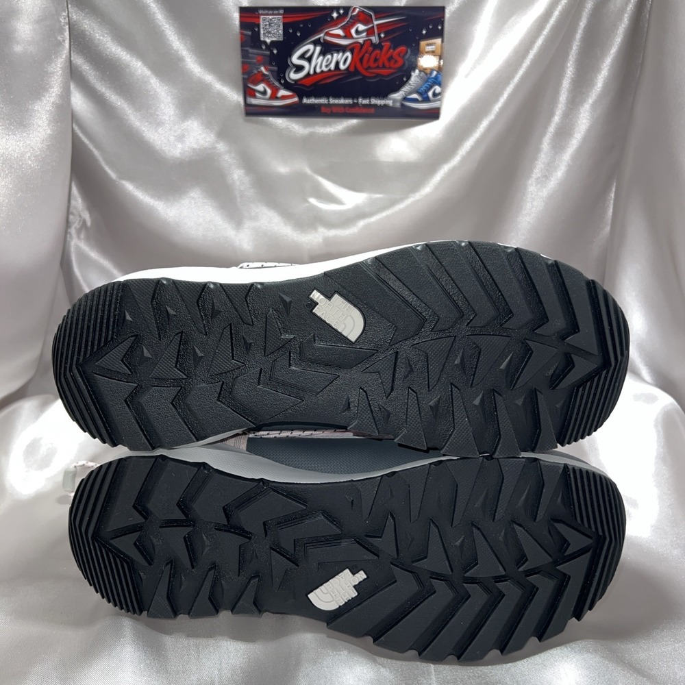 The North Face Women's ThermoBall™ Lace-Up Waterproof Boots Size‎ 9 Lavender Fog - Picture 8 of 9